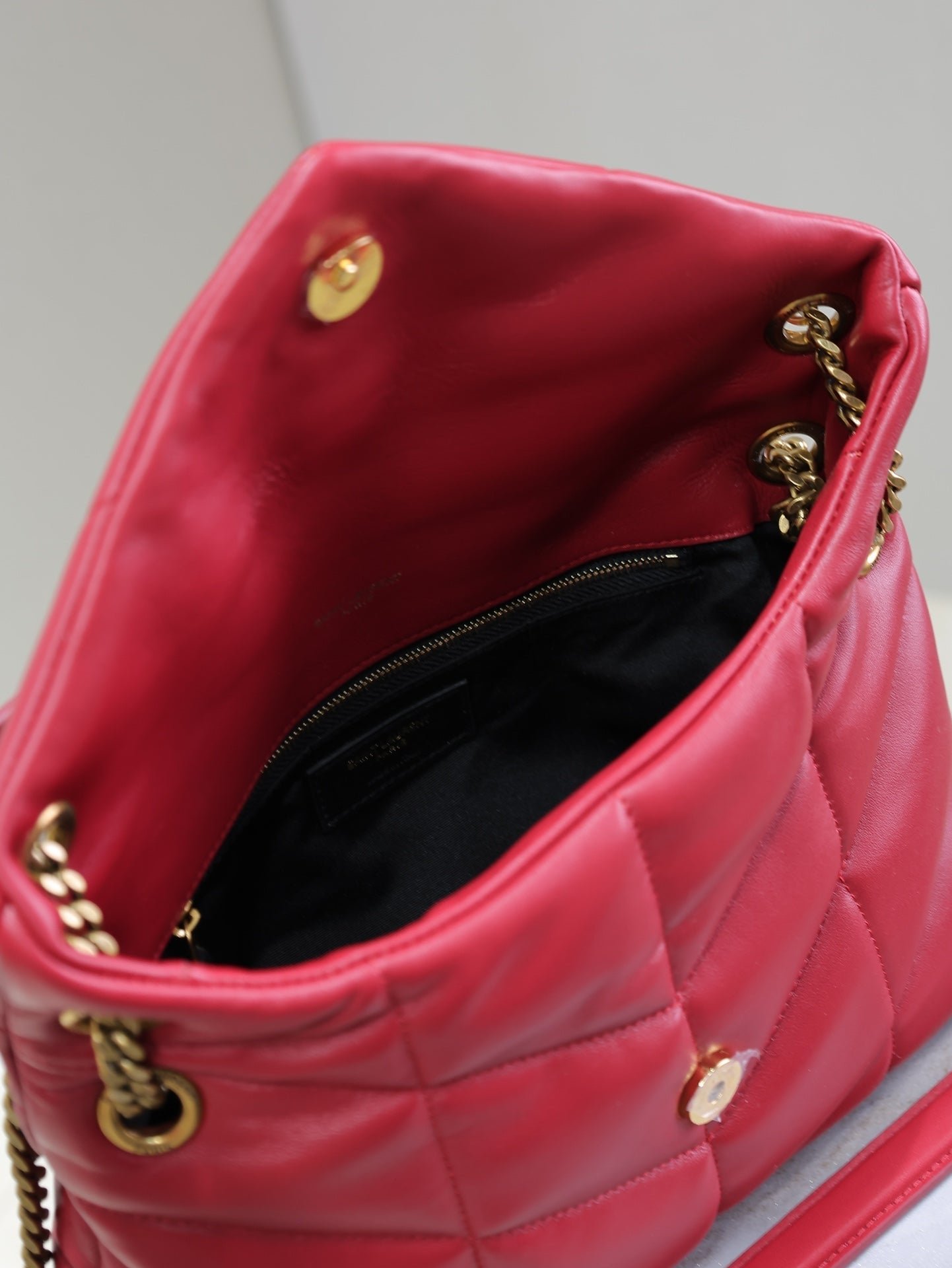 {Style No: 27BCX9WS} PUFFER SMALL 29 IN RED LAMBSKIN GOLD HARDWARE - Image 9