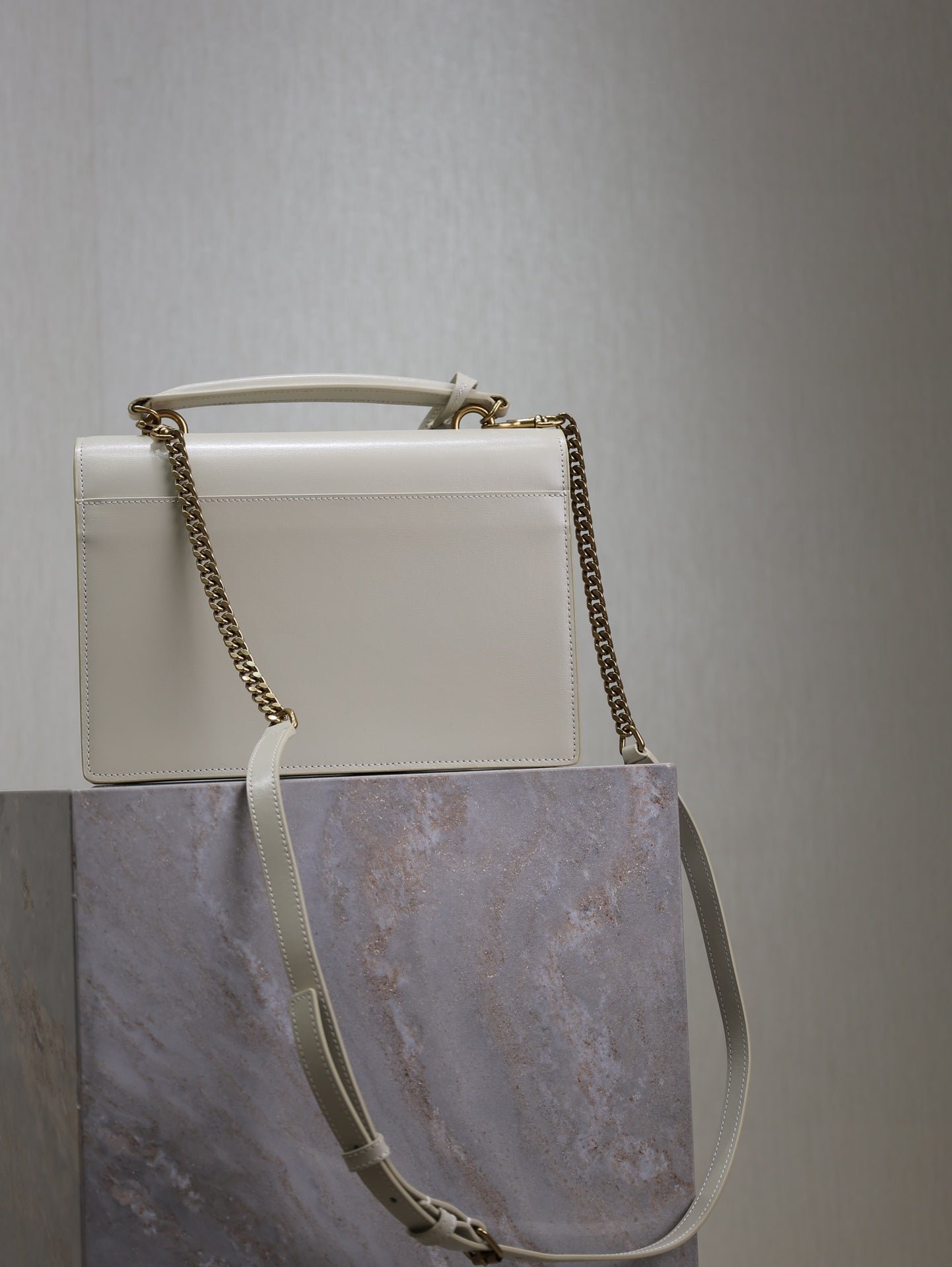 {Style No: ASTWAYRD} YSL 25S SUNSET MM 25 IN IVORY CALFSKIN GOLD HARDWARE - Image 2