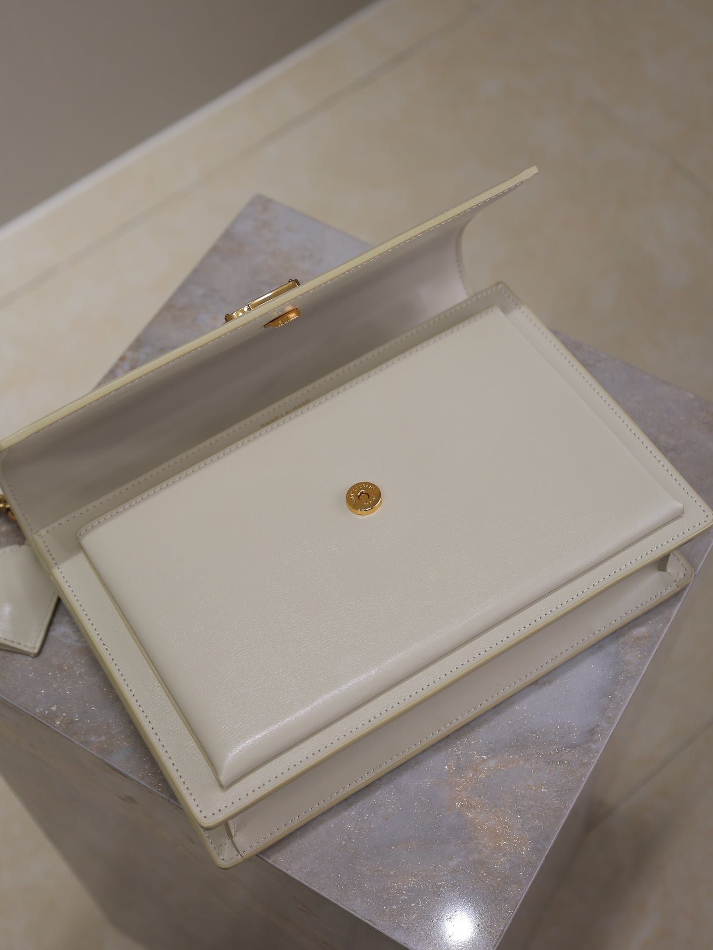 {Style No: ASTWAYRD} YSL 25S SUNSET MM 25 IN IVORY CALFSKIN GOLD HARDWARE - Image 7