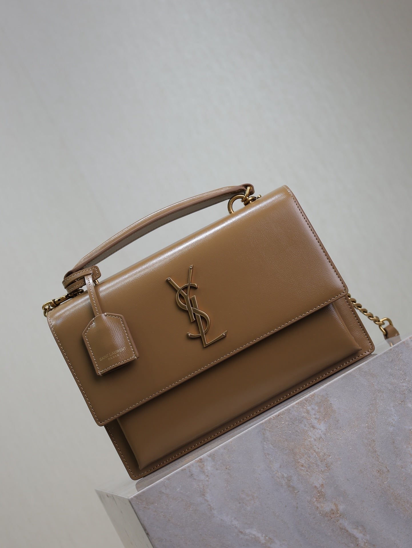 {Style No: XLM3XF1R} YSL 25S SUNSET MM 25 IN FOX CALFSKIN GOLD HARDWARE - Image 9