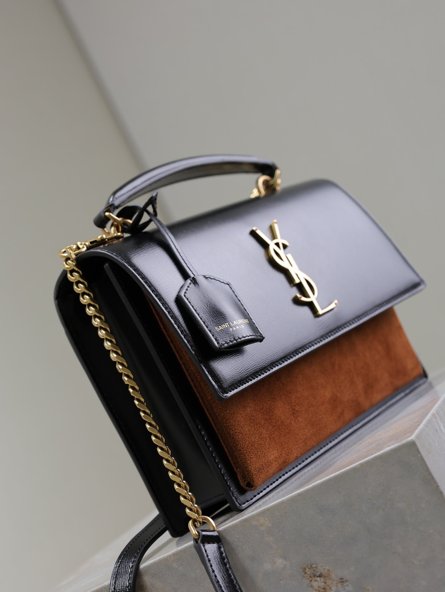 {Style No: UM3ZNP2Q} YSL 25S SUNSET MM 25 IN BLACK CALFSKIN AND CARAMEL SUEDE GOLD HARDWRE - Image 8