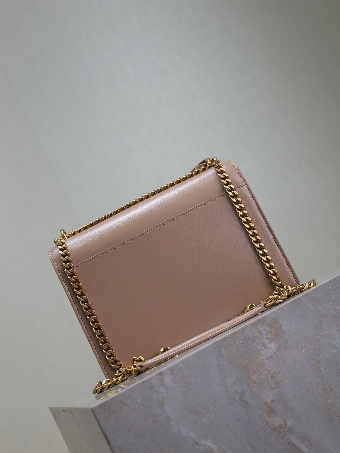 {Style No: ZYKS4TEI} YSL 25S SUNSET BAG 22 IN WARM TAUPE PINK CALFSKIN GOLD HARDWARE - Image 2
