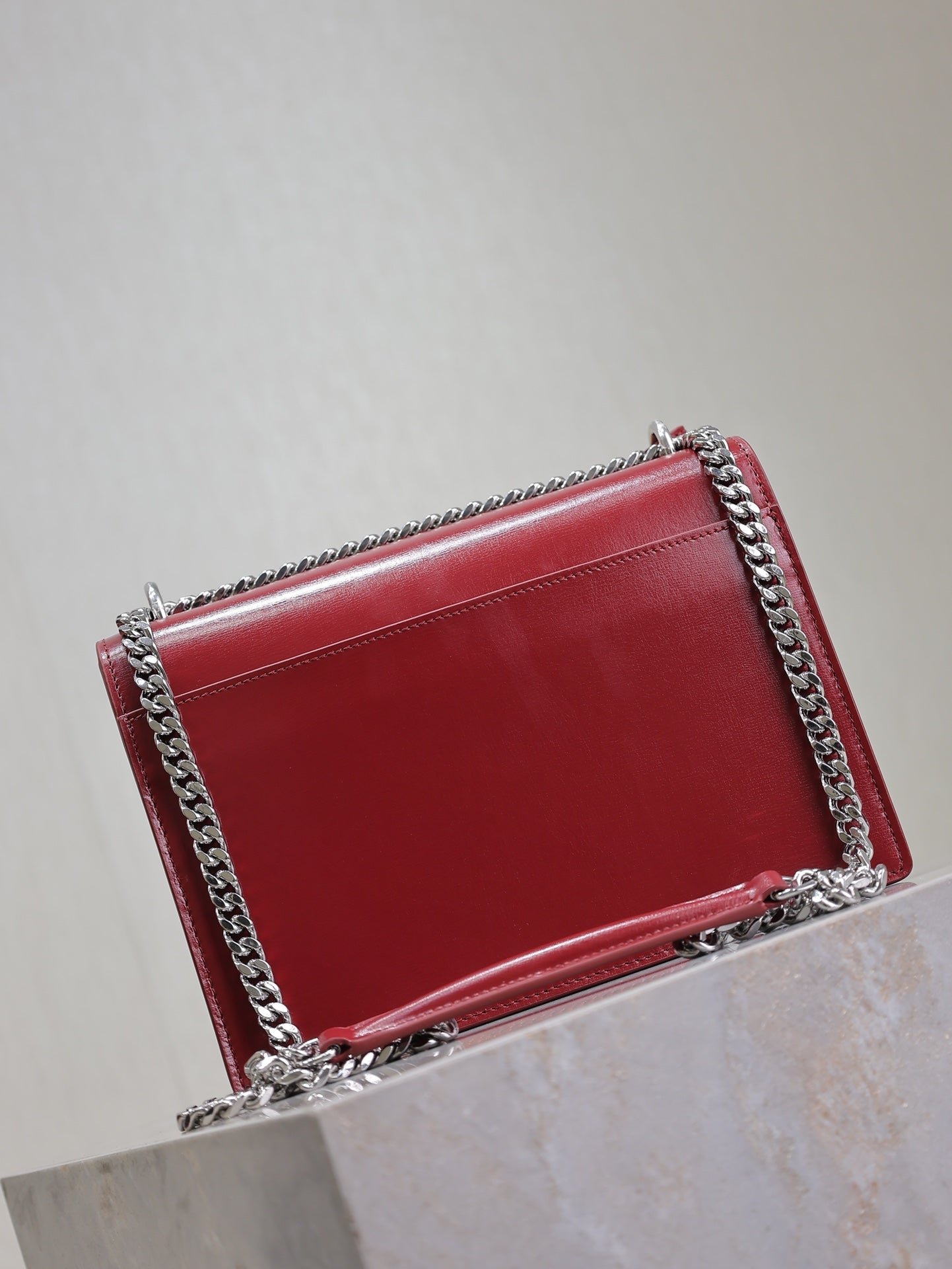 {Style No: KOGCFLOU} YSL 25S SUNSET BAG 22 IN CRIMSON RED CALFSKIN SILVER HARDWARE - Image 2
