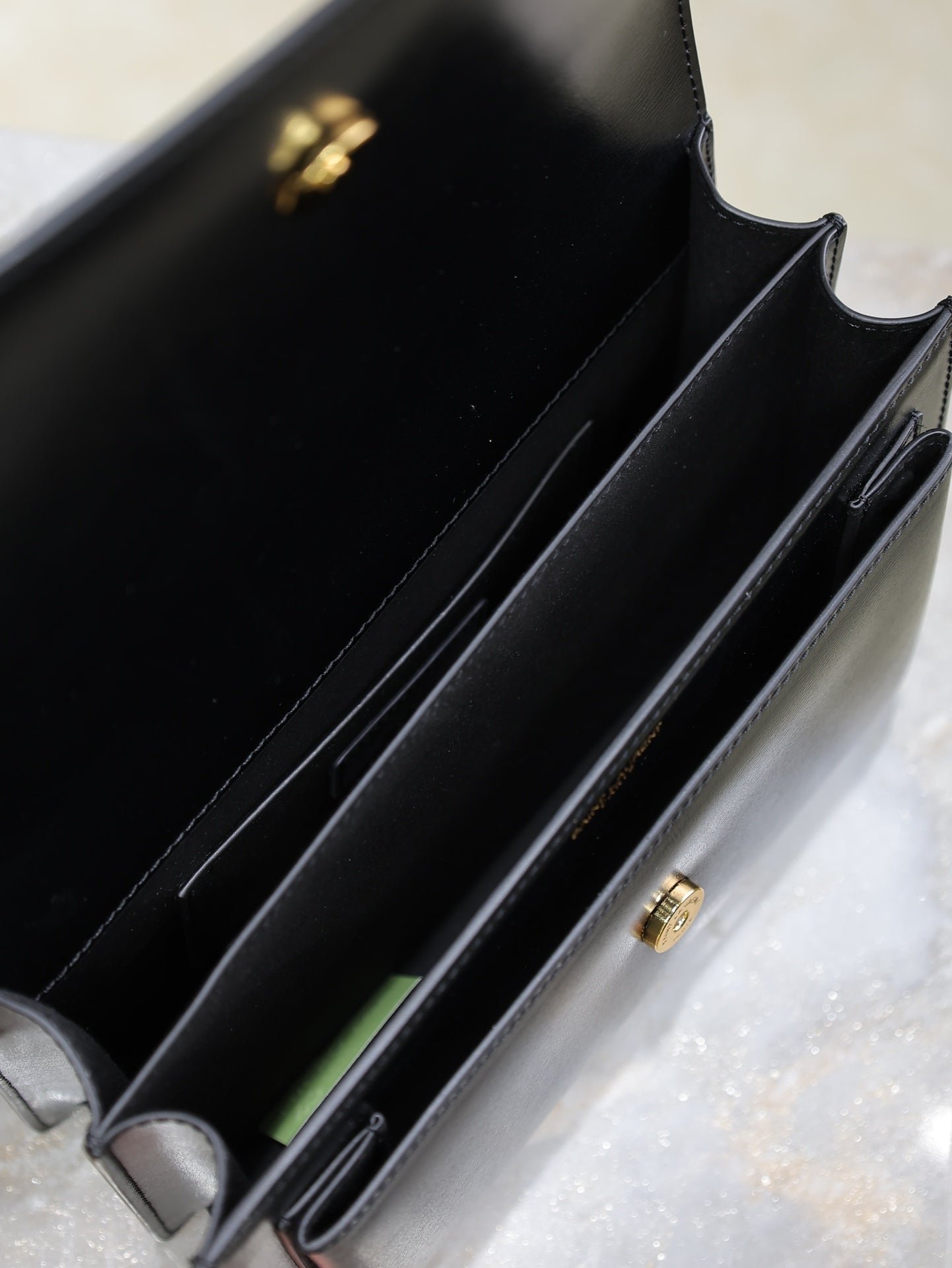 {Style No: NJZFYE1J} YSL 25S SUNSET BAG 22 IN BLACK CALFSKIN GOLD HARDWARE - Image 5