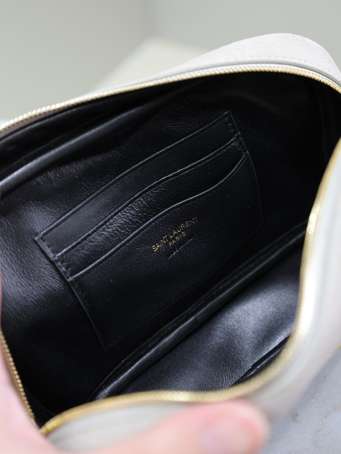 {Style No: 3OGR6DKK} LOU MINI CAMERA BAG 18 IN SILVER PINK SUEDE GOLD HARDWARE - Image 7