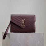 {Style No: JPZGBND5} CASSANDRE CLUTCH 21 IN BORDEAUX RED LAMBSKIN GOLD HARDWARE