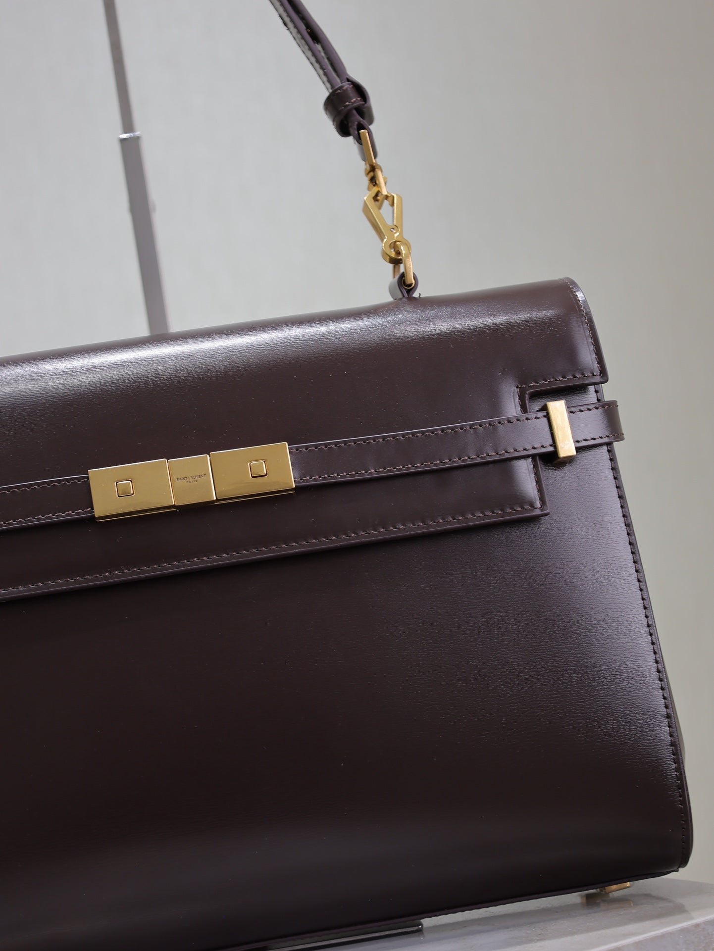 {Style No: 1NBTD4RH} MANHATTAN TOP HANDLE BAG 32 IN BRUNETTE BROWN CALFSKIN - Image 7