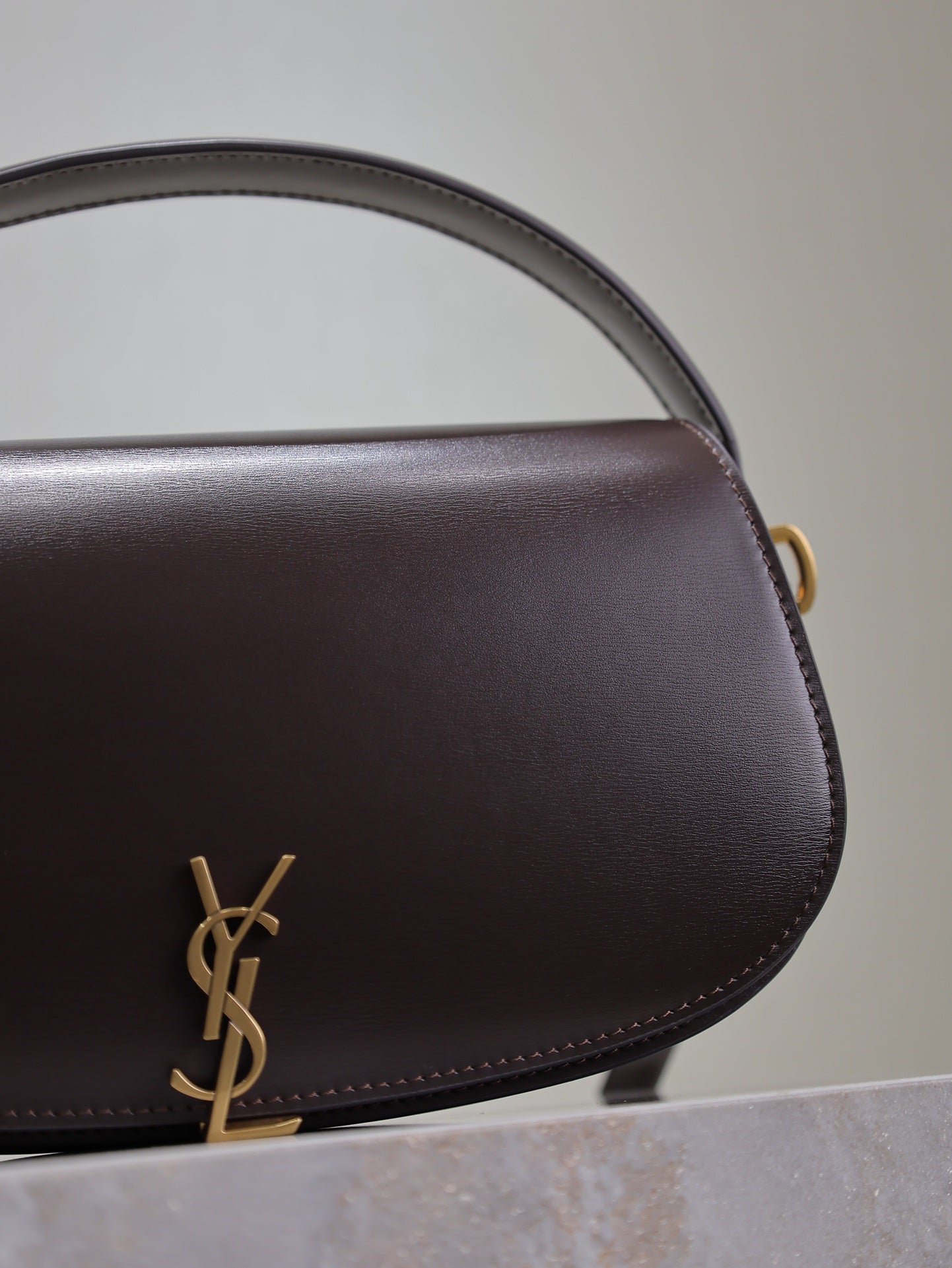 {Style No: QIXM5XW6} VOLTAIRE 24 IN BRUNETTE BROWN CALFSKIN - Image 3