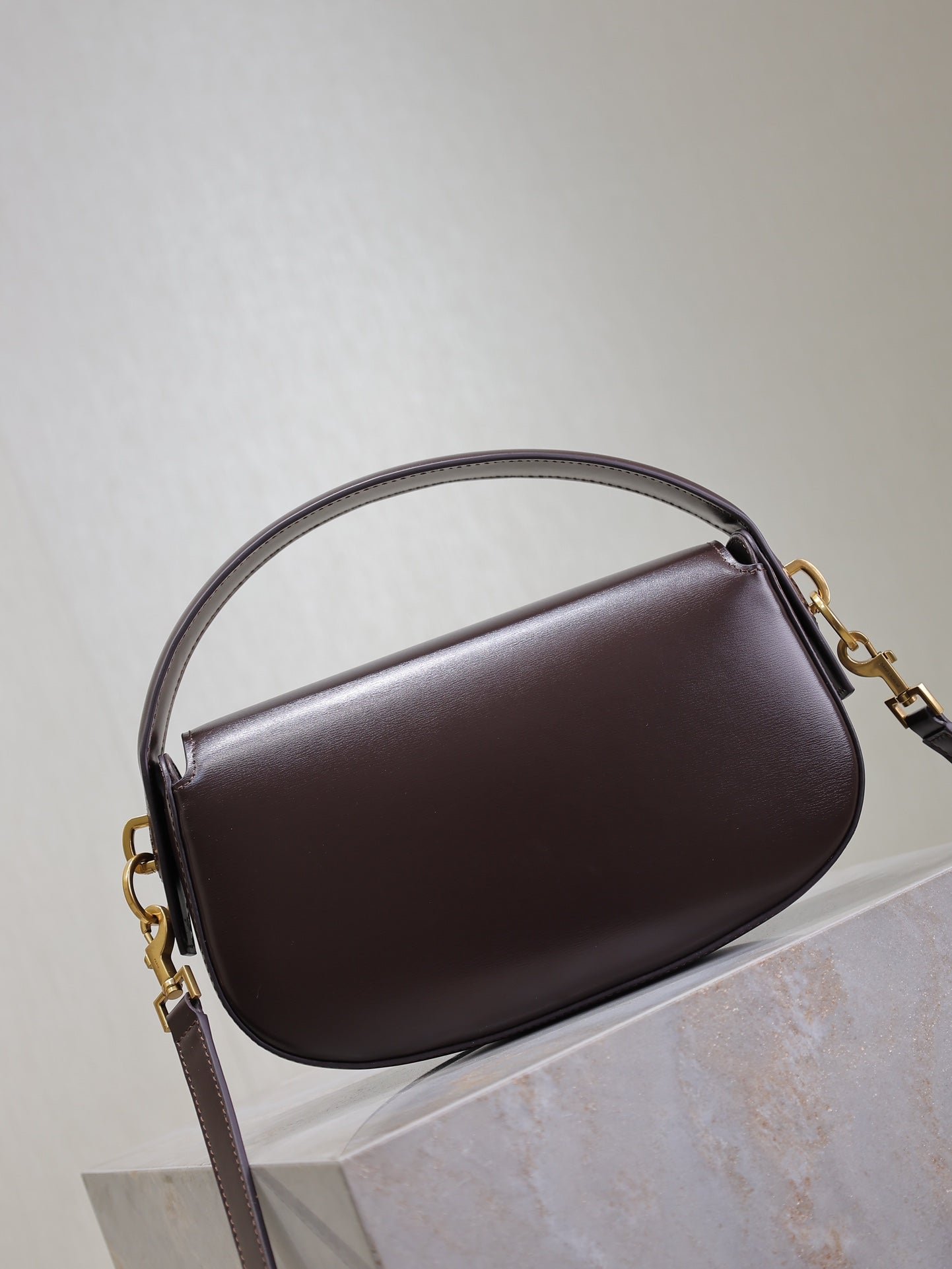 {Style No: QIXM5XW6} VOLTAIRE 24 IN BRUNETTE BROWN CALFSKIN - Image 8