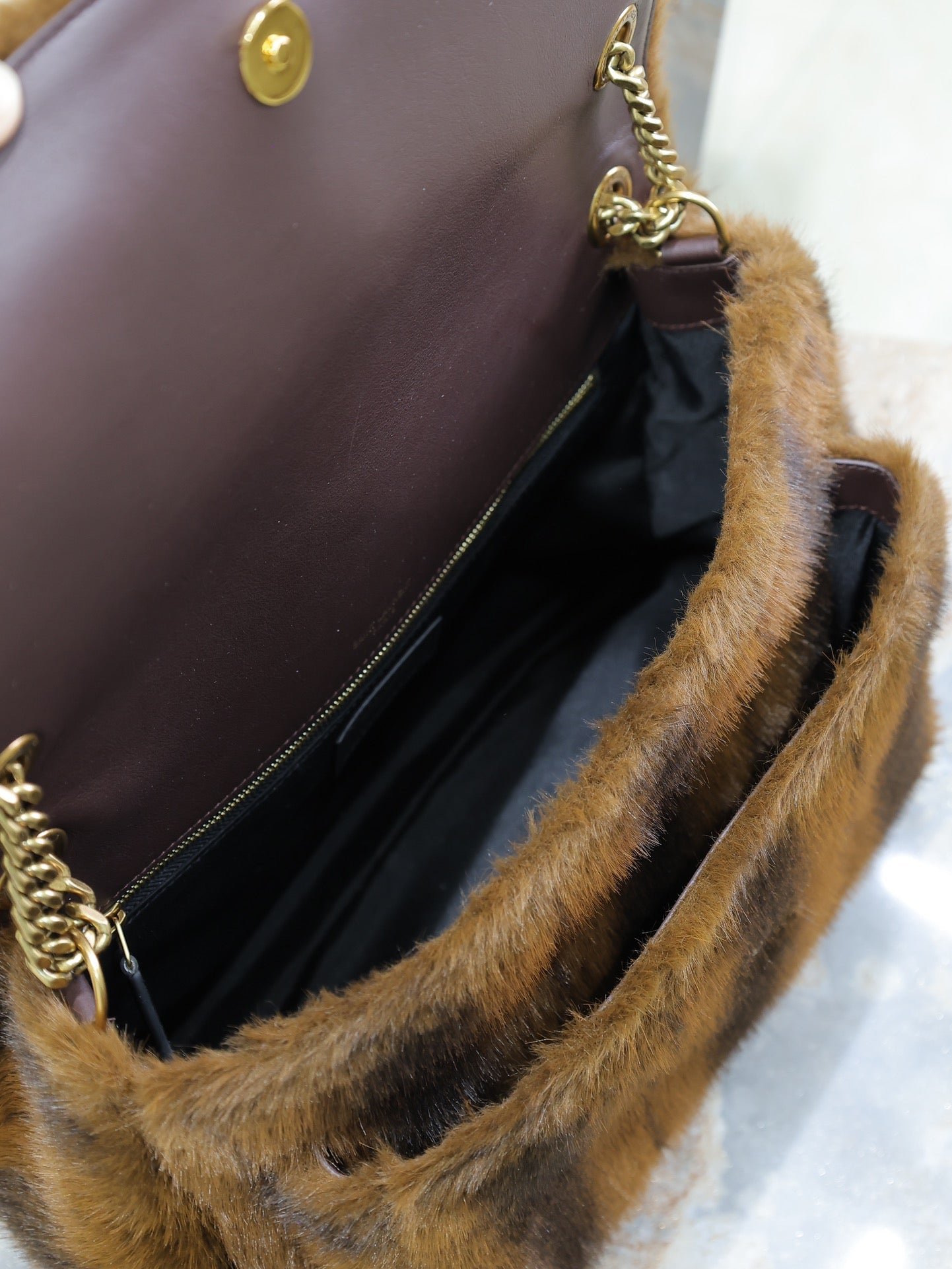 {Style No: KARAZP7N} NIKI LARGE 32 IN COFFE BROWN MINK FUR GOLD HARDWARE - Image 8
