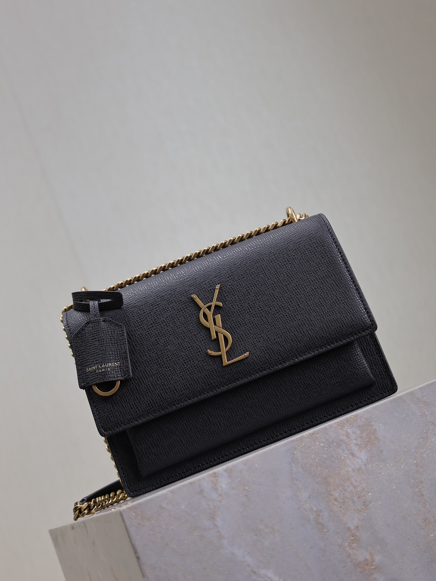 {Style No: GJXPM92K} YSL 25S SUNSET MEDIUM 22 IN BLACK GRAINED CALFSKIN GOLD HARDWRE - Image 8