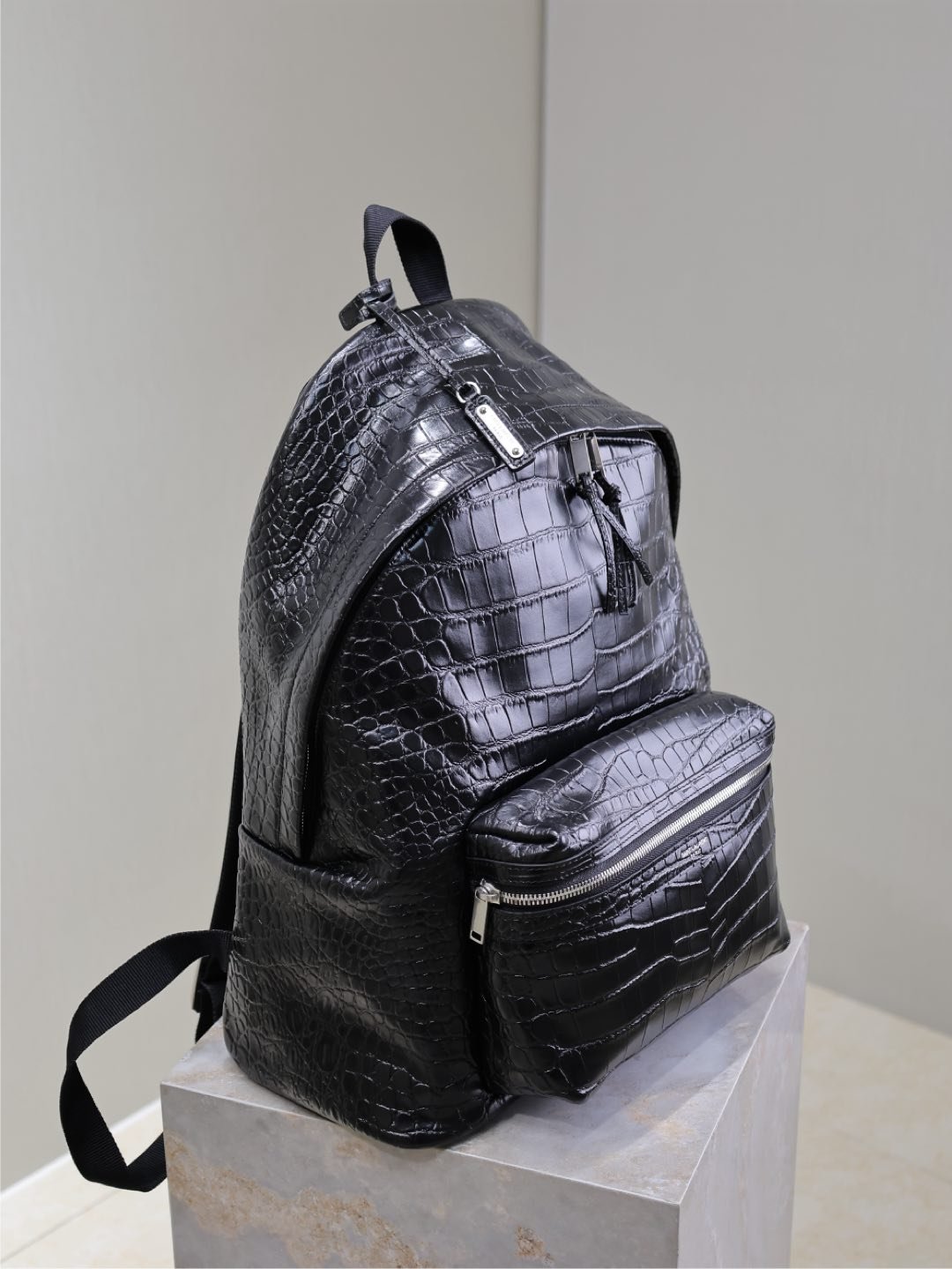{Style No: 5KBUBTSC} CITY BACKPACK 38 IN BLACK CROCODILE EMBOSSED CALFSKIN - Image 7