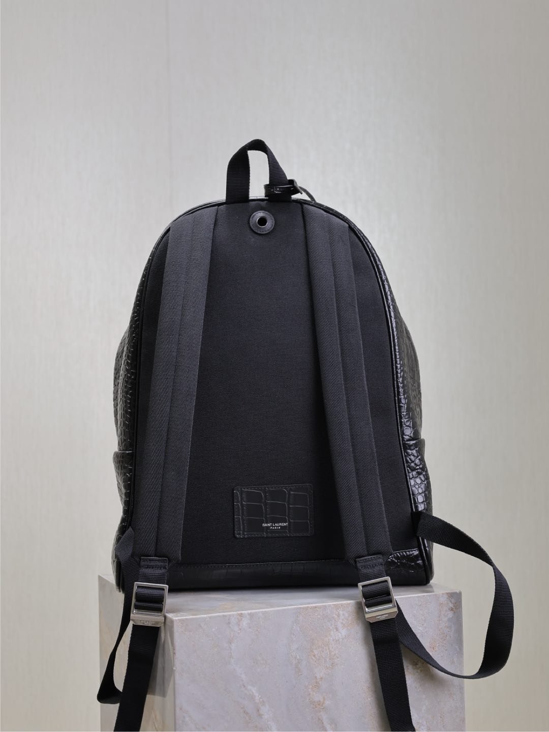 {Style No: 5KBUBTSC} CITY BACKPACK 38 IN BLACK CROCODILE EMBOSSED CALFSKIN - Image 4