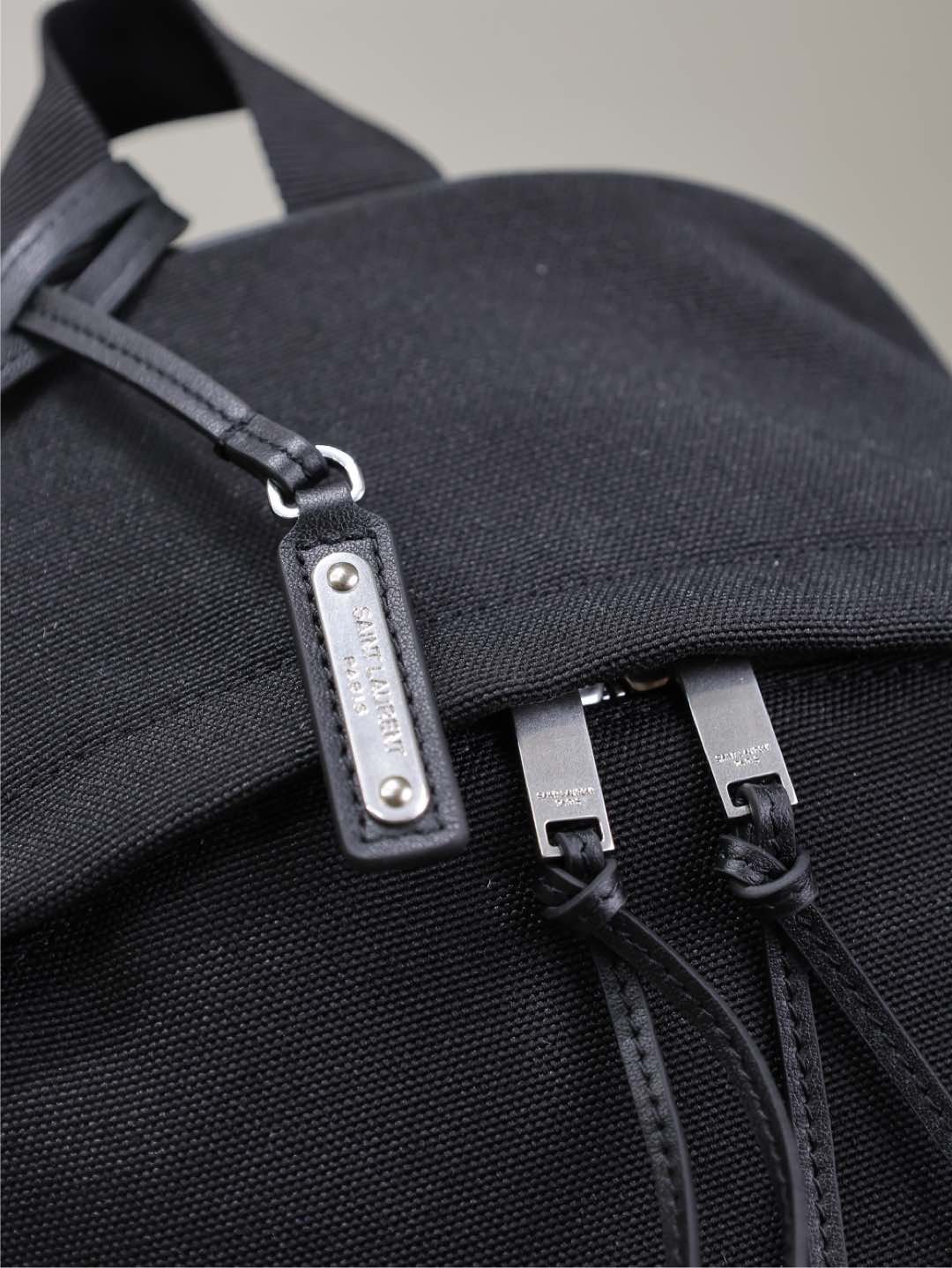 {Style No: KX3RDEC5} CITY BACKPACK 35 IN BLACK CANVAS - Image 9