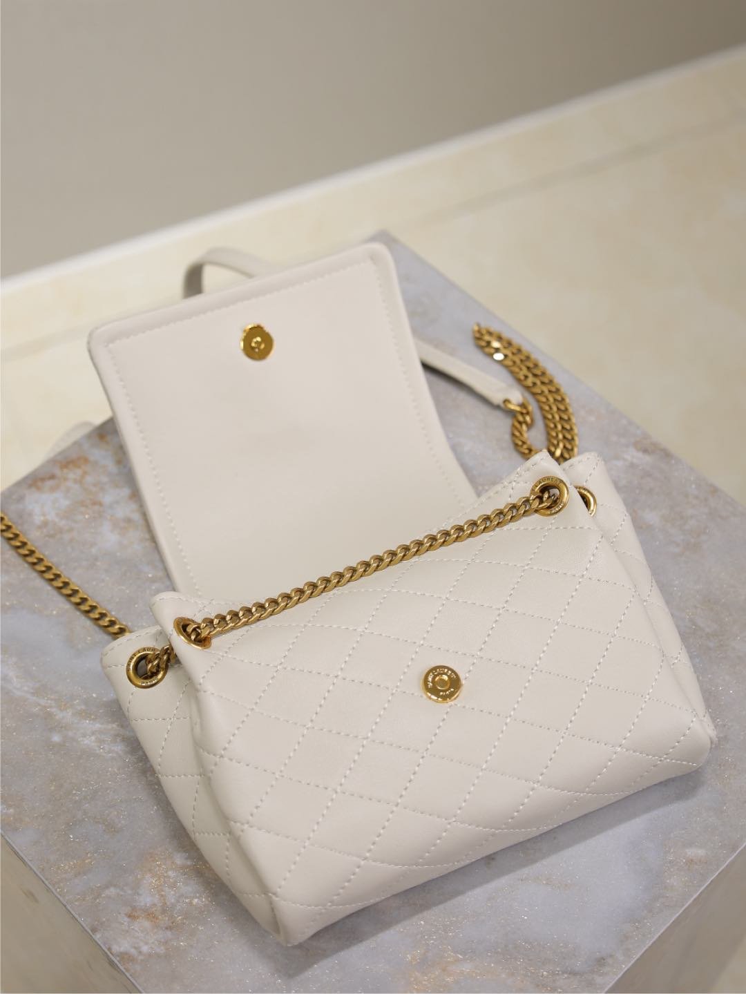 {Style No: CG7D98C1} MINI NOLITA BAG 18 IN WHITE LAMBSKIN COPPER HARDWARE - Image 3