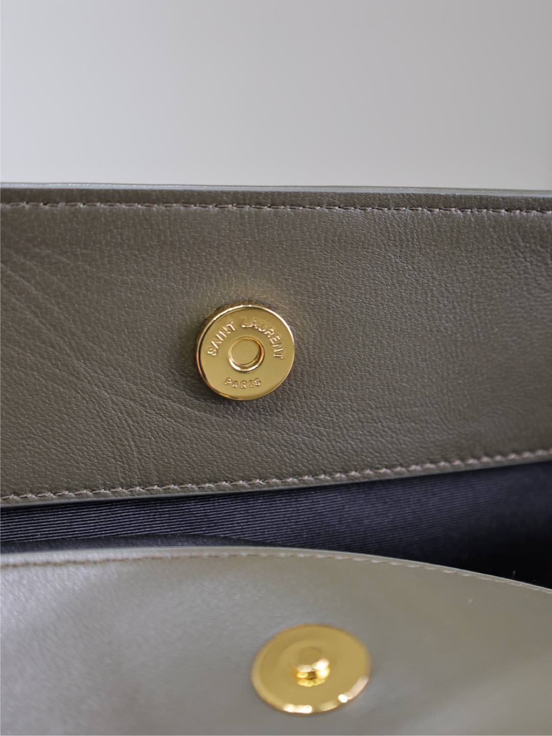 {Style No: 87YFPUHK} JAMIE LARGE POCHON 34 IN UNIFORM GREEN LAMBSKIN COPPER HARDWARE - Image 8