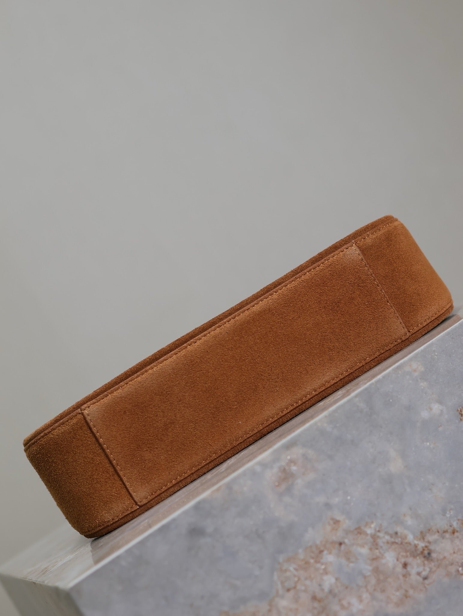 {Style No: LM212PS5} LE 5 À 7 SHOULDER BAG 25 IN BROWNIE SUEDE AND WHITE SHEARLING TRIM - Image 7