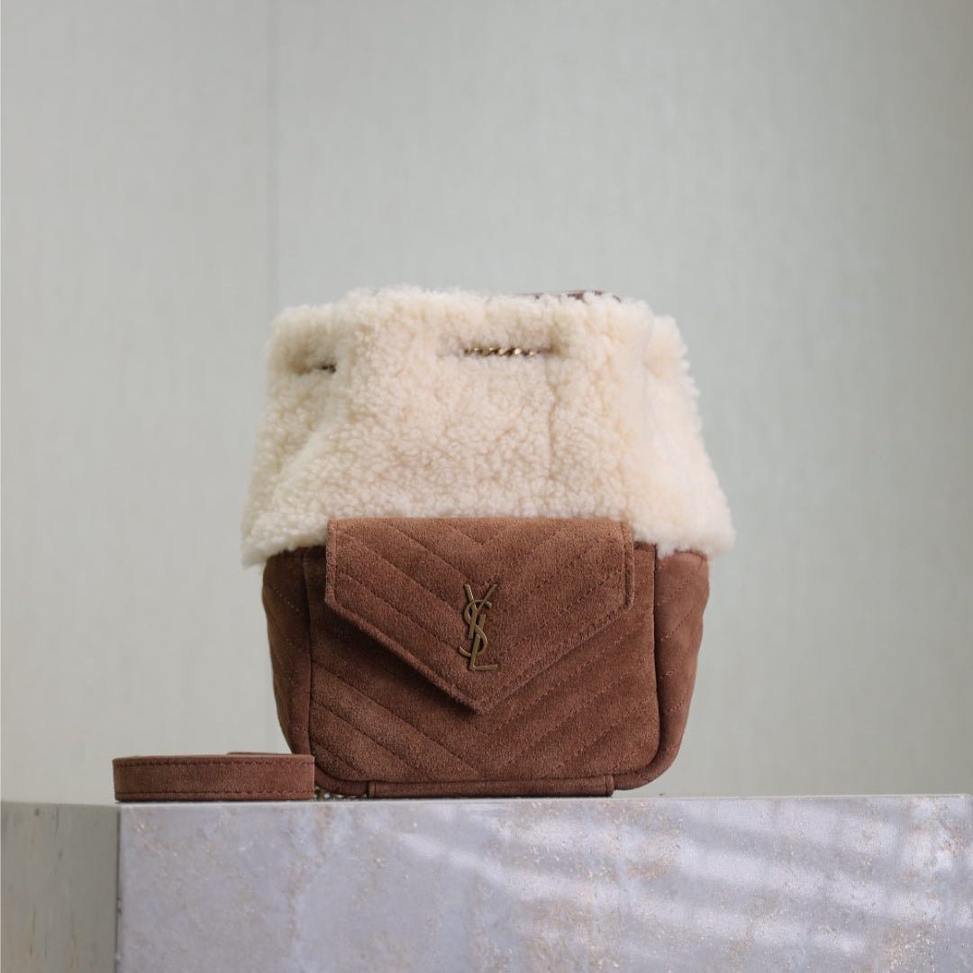 {Style No: 374Q1OIY} JOE MINI BUCKET BAG 19 IN WHITE SHEARLING AND BROWN SUEDE