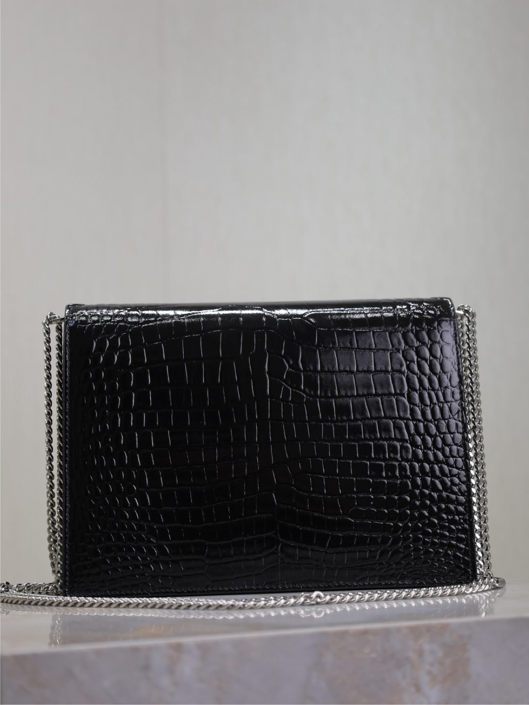 {Style No: BU8IJOWY} CASSANDRA CHAIN BAG 22 IN BLACK CROCODILE PATTERN CALFSKIN SILVER HARDWARE - Image 2