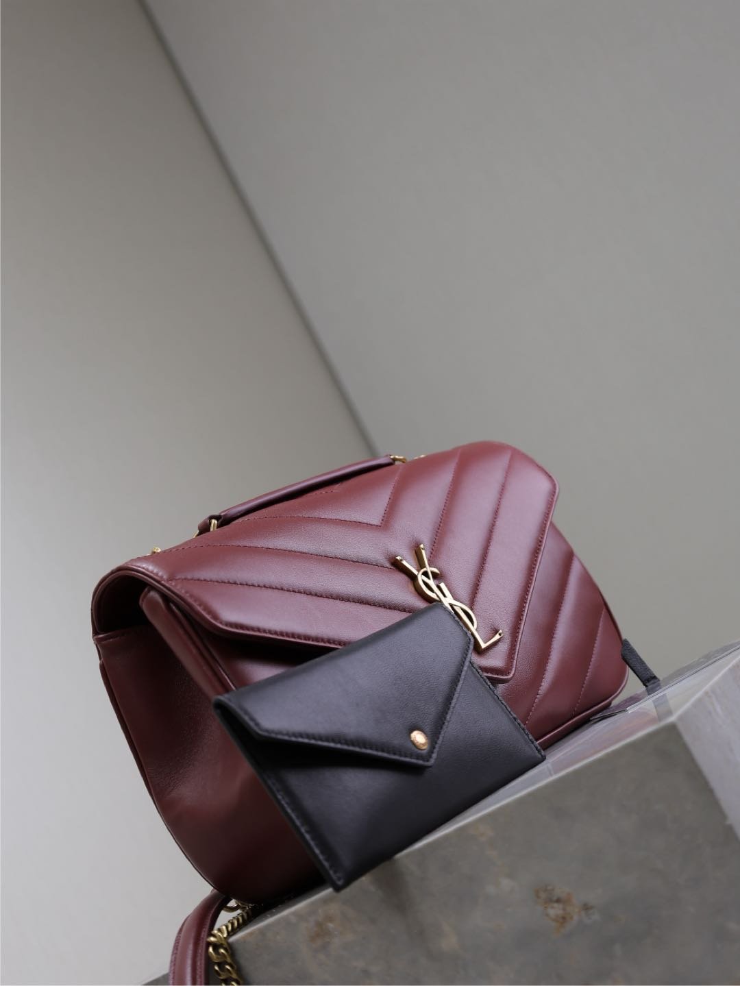 {Style No: 9S5I4AOC} LOULOU MEDIUM 29 IN BURGUNDY RED SHEEPSKIN GOLD HARDWARE - Image 3
