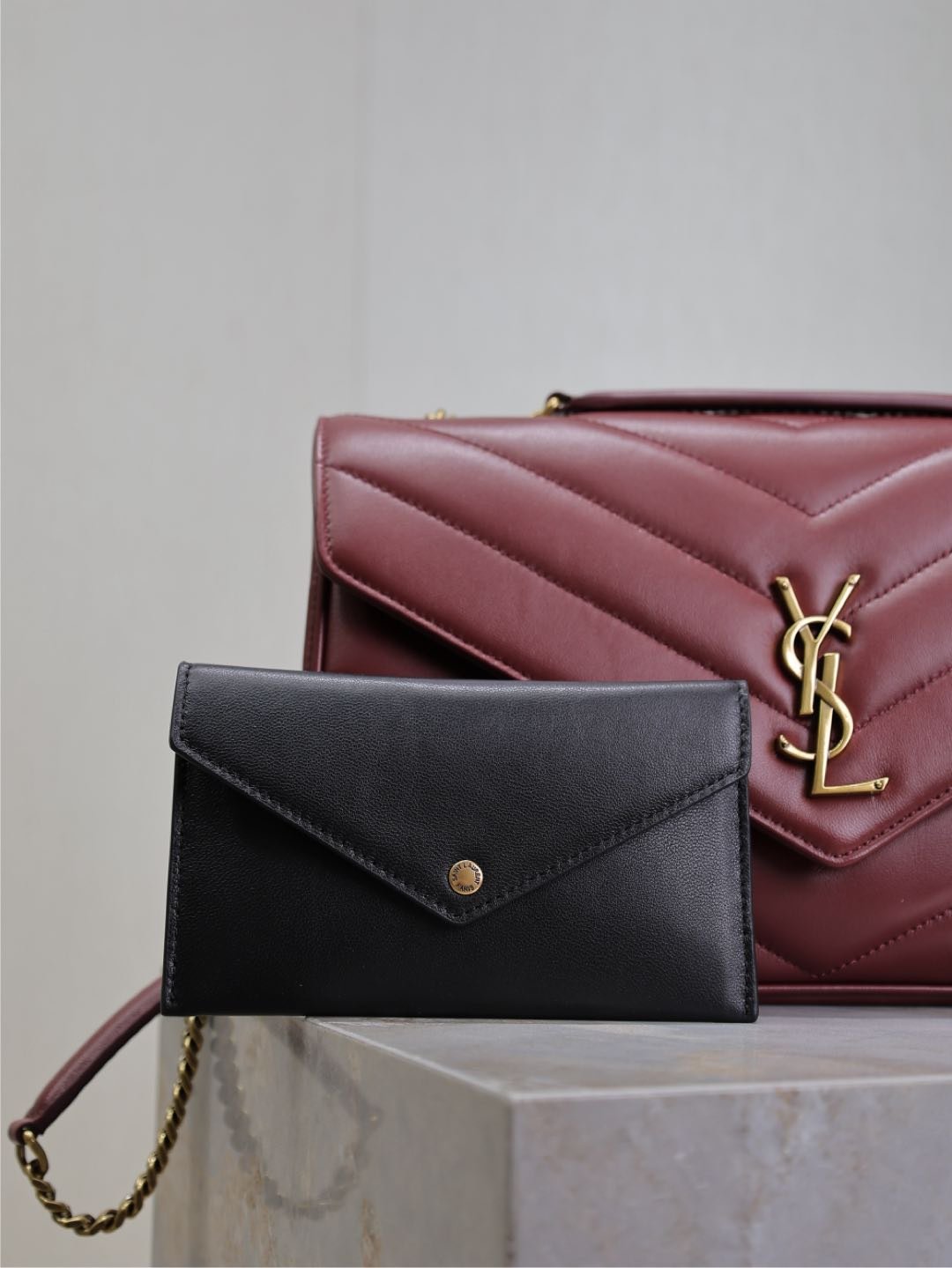 {Style No: 9S5I4AOC} LOULOU MEDIUM 29 IN BURGUNDY RED SHEEPSKIN GOLD HARDWARE - Image 5