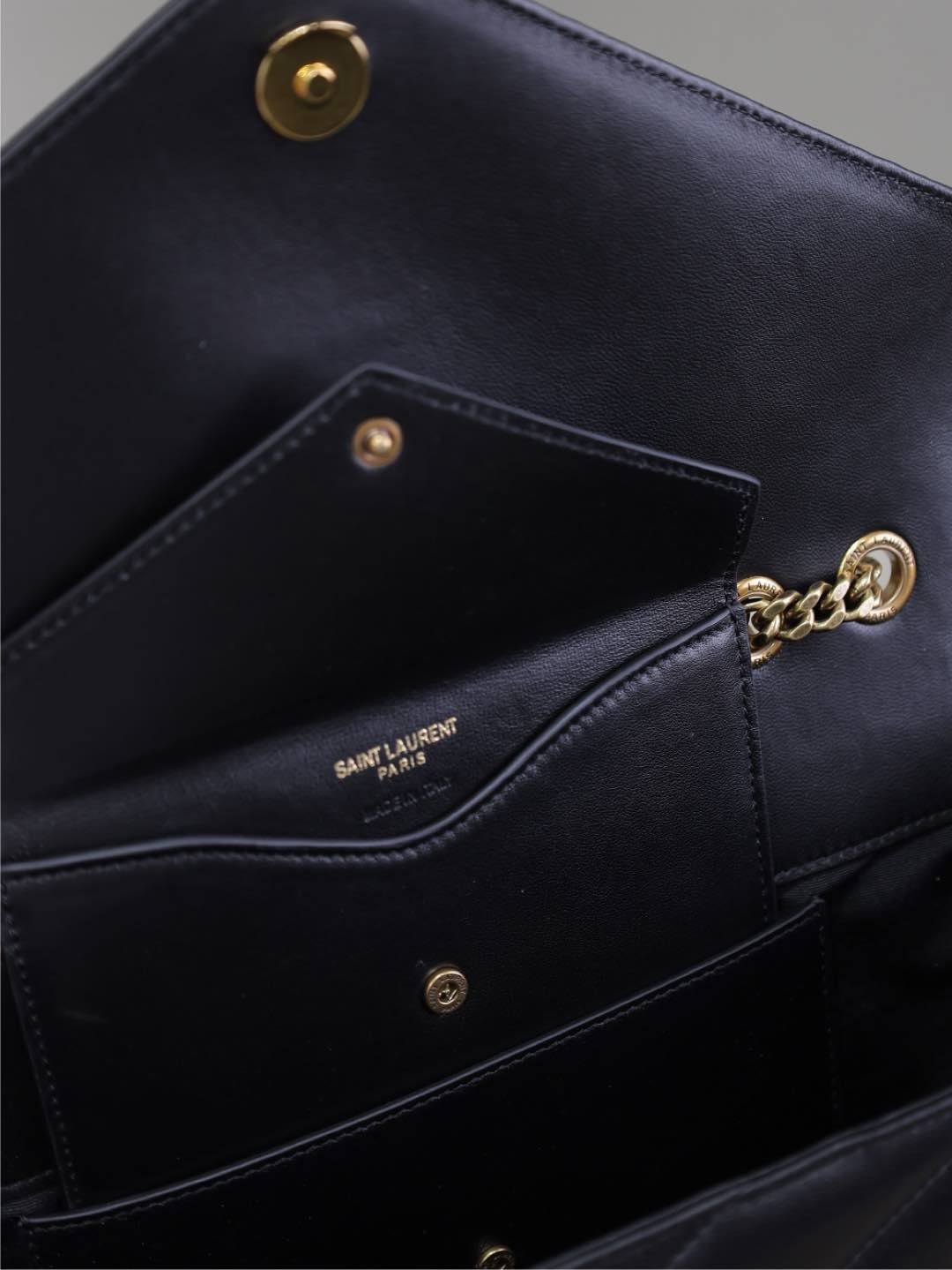 {Style No: AHC6EBGA} LOULOU MEDIUM 29 IN BLACK SHEEPSKIN GOLD HARDWARE - Image 4