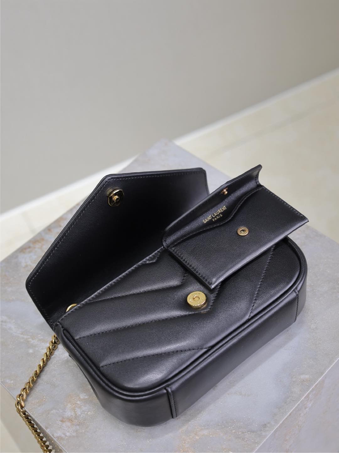 {Style No: DPMG7688} LOULOU MINI 20 IN BLACK SHEEPSKIN GOLD HARDWARE - Image 4