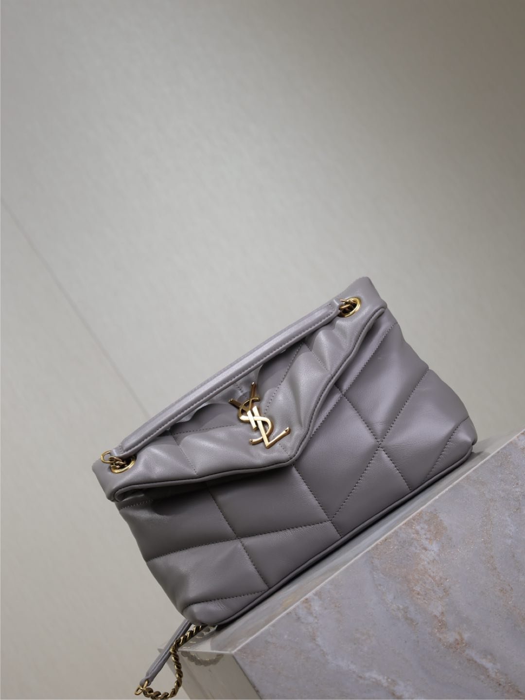 {Style No: LMXNCL98} YSL 25S LOULOU PUFFER MEDIUM 29 IN SMOKY LAVENDER CALFSKIN - Image 8
