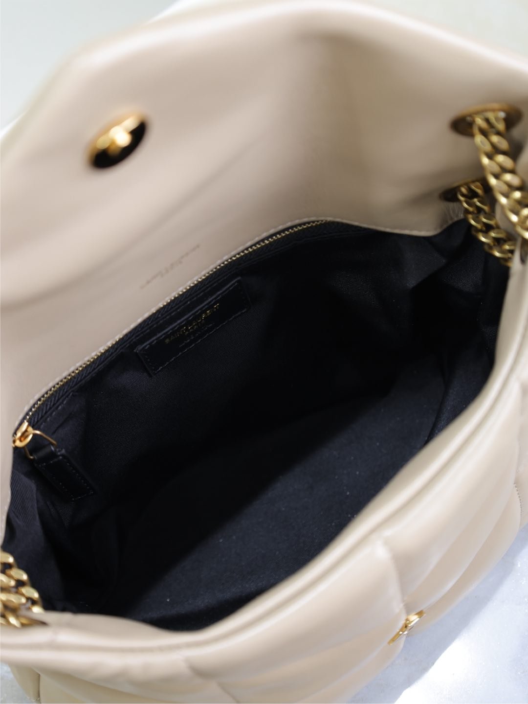{Style No: FXDH9WQW} YSL 25S LOULOU PUFFER MM 29 IN BROWN CALFSKIN GOLD HARDWARE - Image 5