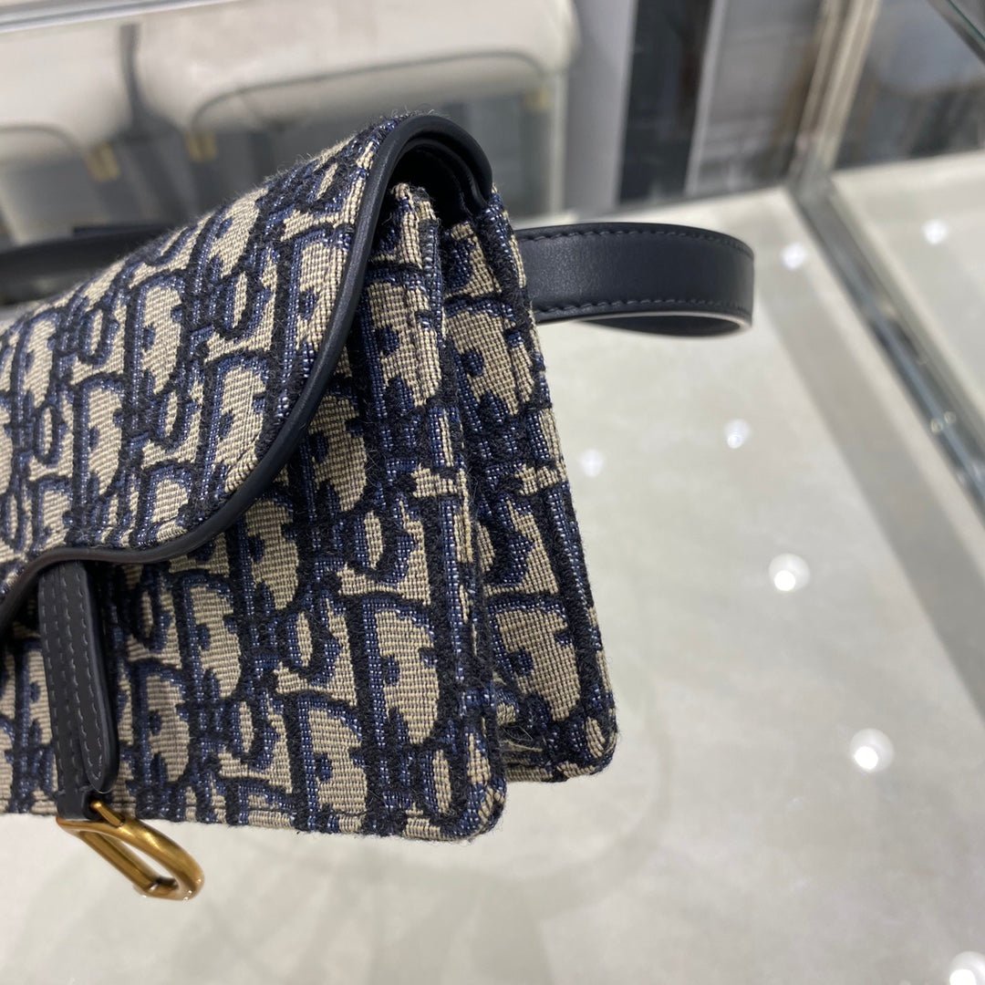 {Style No: VJFSEKH3} CD SADDLE 17CM BELT BEG BLUE OBLIQUE EMBROIDERY - Image 9
