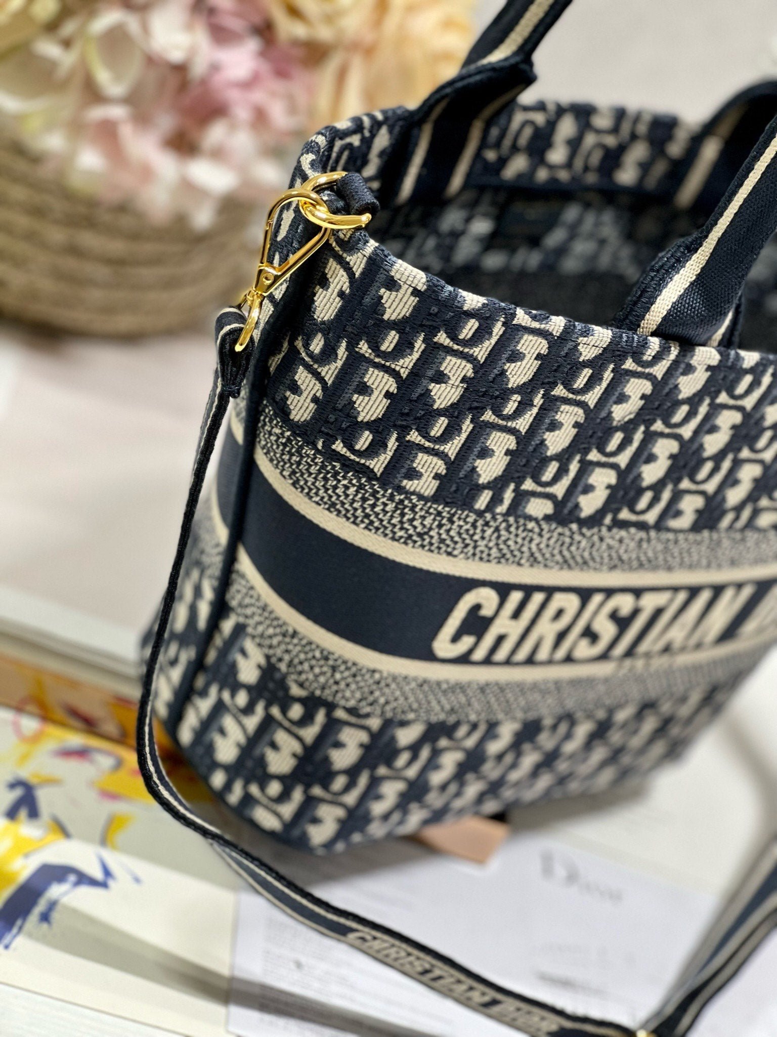 {Style No: A23FISCE} CD NEW BASKET BAG BLUE OBLIQUE EMBROIDERY - Image 3