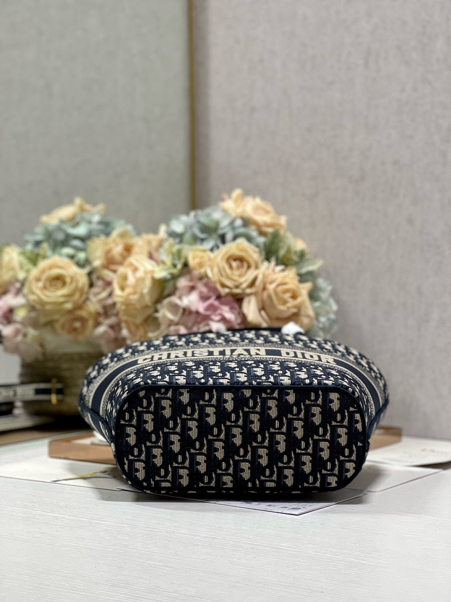 {Style No: A23FISCE} CD NEW BASKET BAG BLUE OBLIQUE EMBROIDERY - Image 6