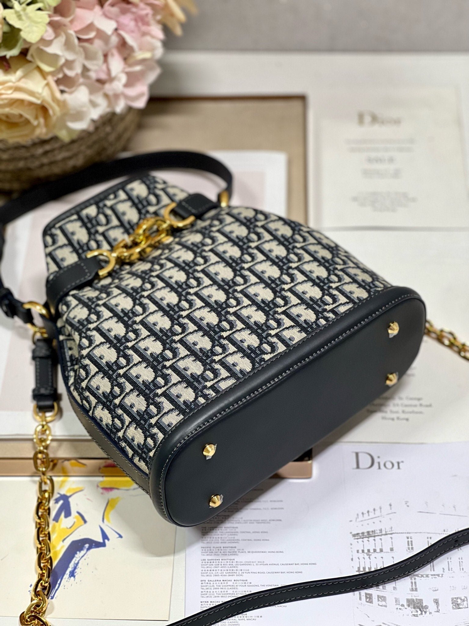 {Style No: B9H2WA79} CEST CD 24CM BLUE OBLIQUE EMBROIDERY - Image 7