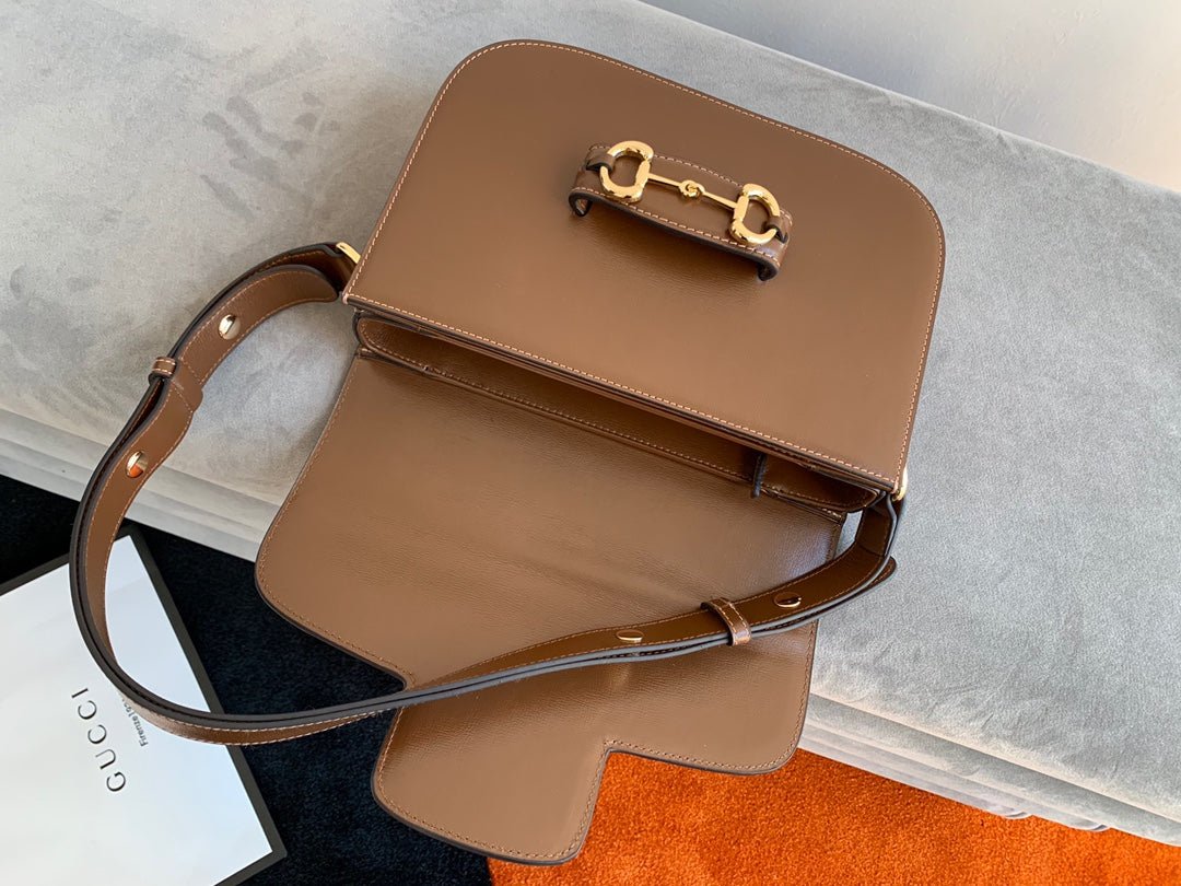 {Style No: GRLN5TFK} GG 1955 Horsebit Bag 25cm Brown Calfskin Gold Hardware - Image 5
