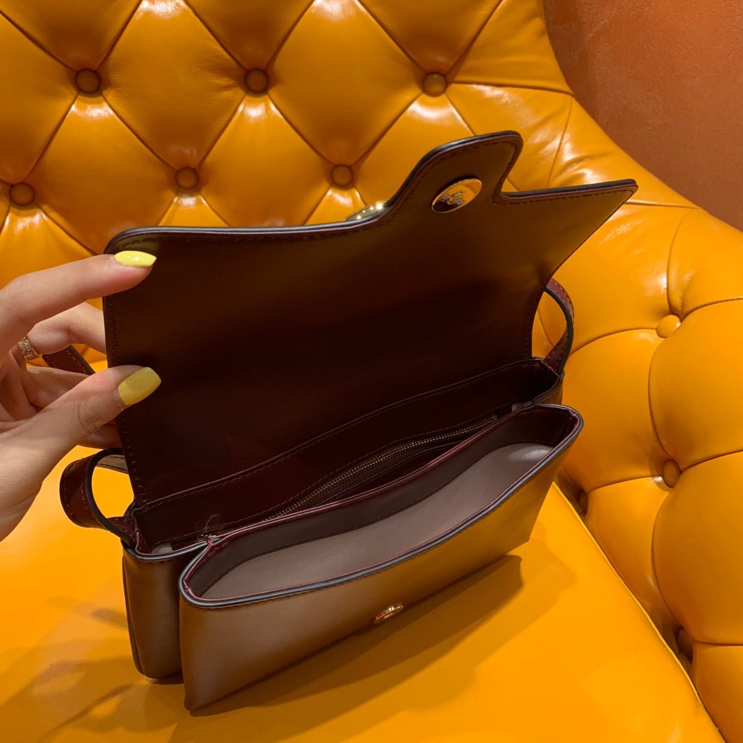 {Style No: IJ7ZE1A3} GG Arli Bag 25cm Burgundy Calfskin Gold Hardware - Image 5