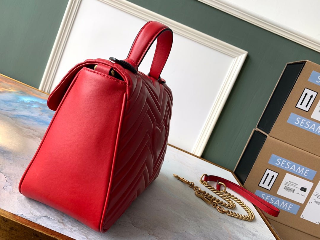 {Style No: RIZ7U1Y3} GG Marmont 26.5cm Red Calfskin Gold Hardware - Image 2