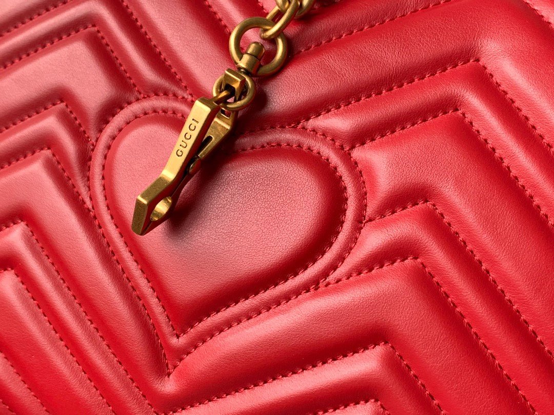{Style No: RIZ7U1Y3} GG Marmont 26.5cm Red Calfskin Gold Hardware - Image 6