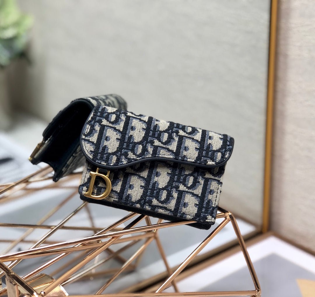 {Style No: 3XDUFJ26} CD Saddle Wallet 10.5cm Blue Obique Embroidery